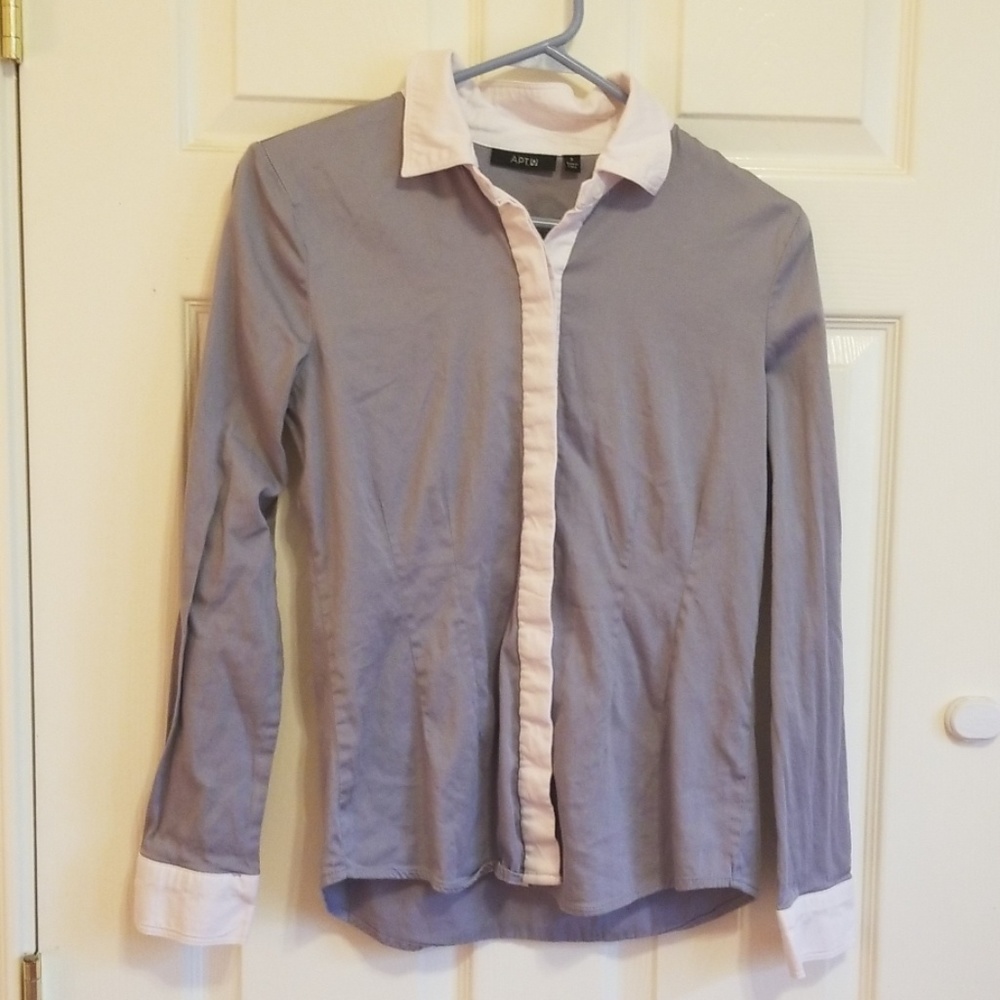 Apt9 button down